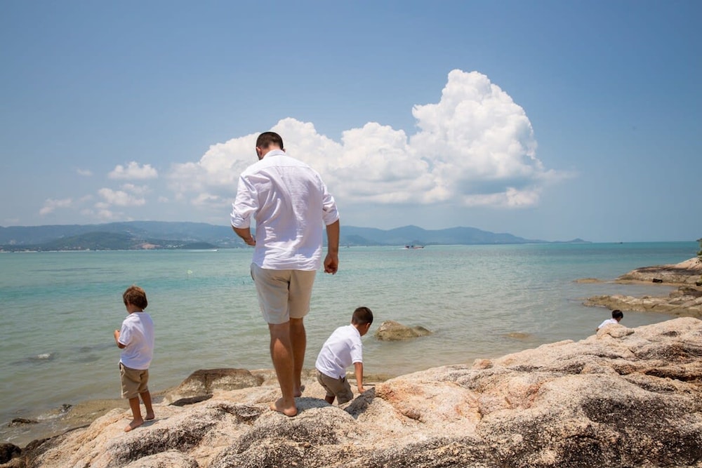 Syrah 3-bedroom Beachfront Villa in Koh Samui