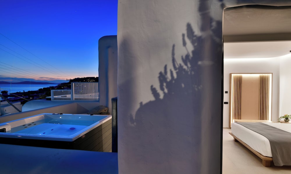 Etere Luxury Suites