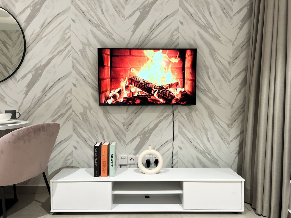 The Paxtonz by Manhattan Group