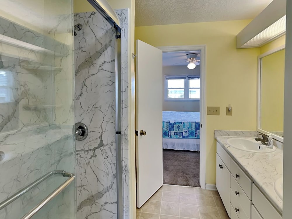 Happy Days by Topsail Realty