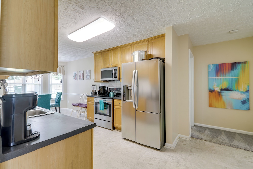 Shop, Fish & Explore: Suburban Home in Loganville!