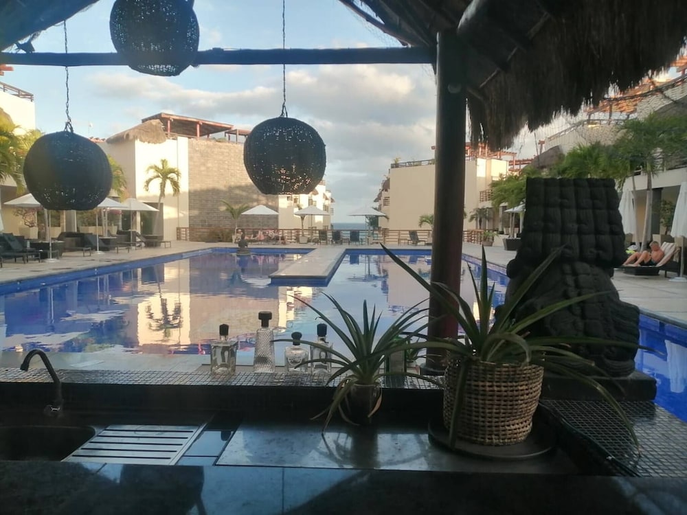 Very Good Vibes Apartmen in Pdc, Steps From Beach