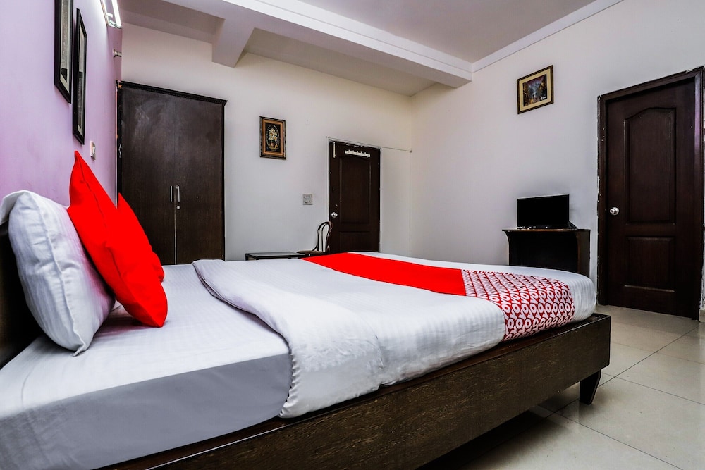 OYO 457 Hotel Mittal Residency