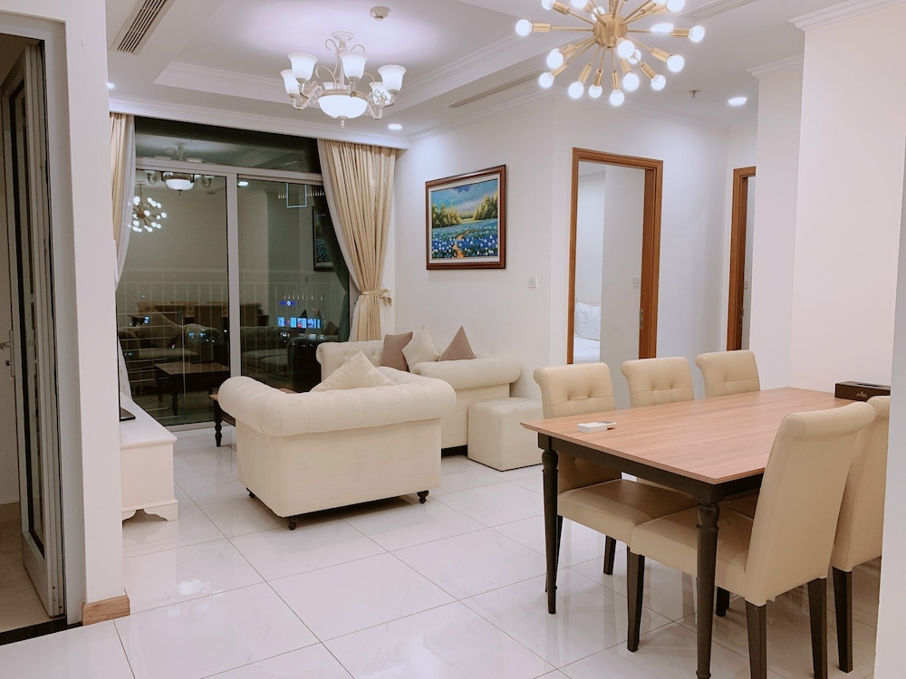 Somi Luxstay LP