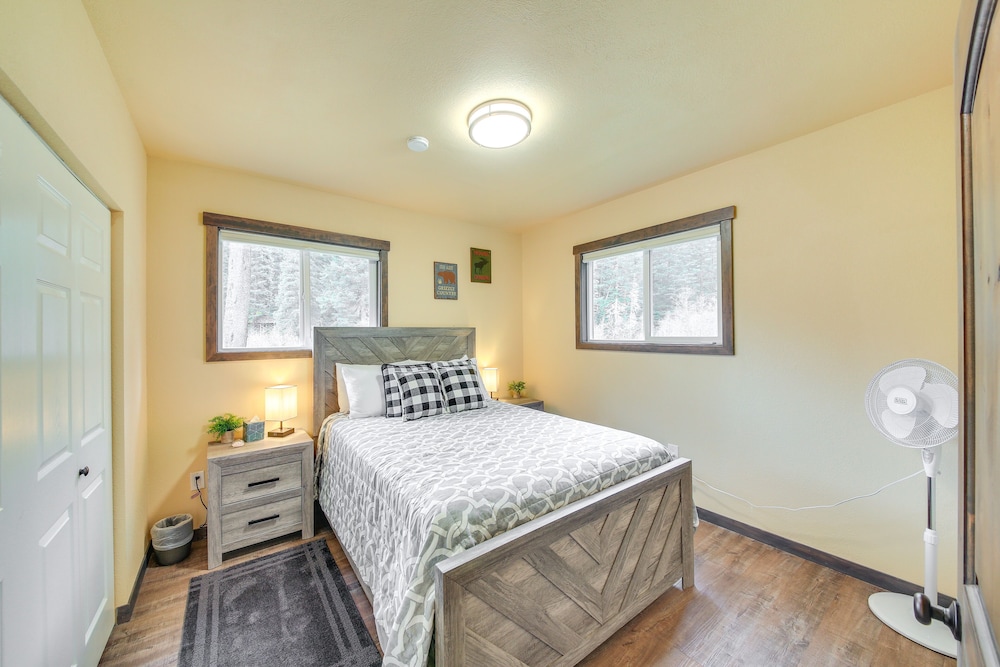 Scenic Priest Lake Vacation Rental: Deck  Views! - Property Image 29