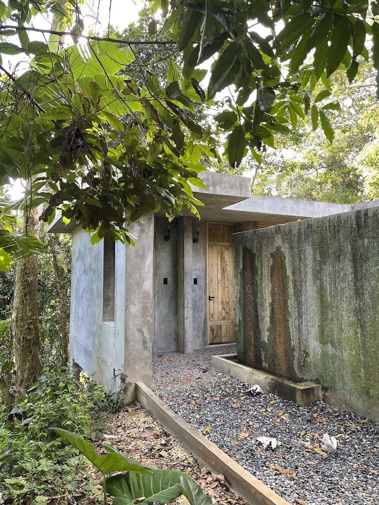 HACIENDA ILUMINADA ECO RETREAT