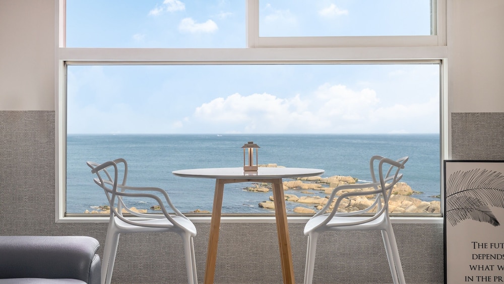 Goseong Napoli House Pension