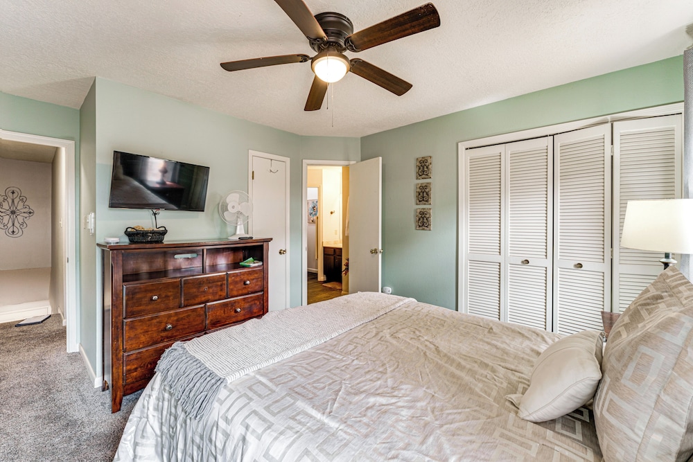 2 Blocks to Angel Fire Resort: Family Condo