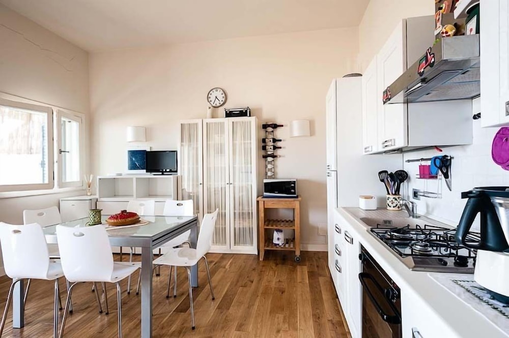Donnalucata Vela en Scicli — kitchen