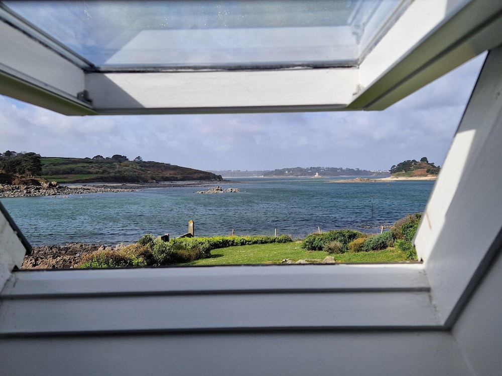 Holiday Home in Plougasnou With Sea Views view 3