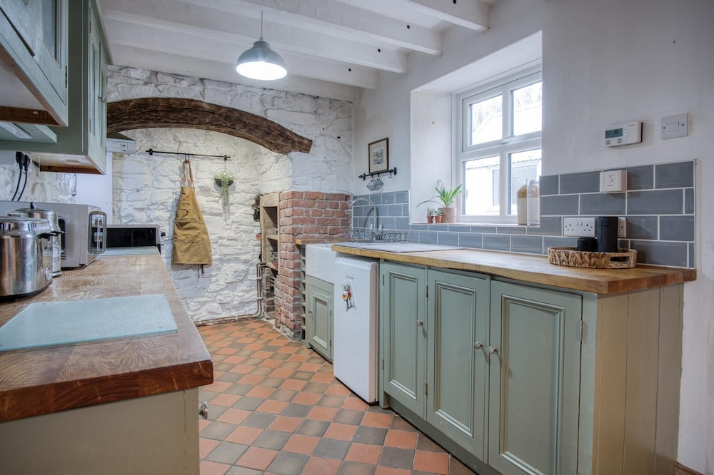 Woodcocks House - 3 Bedroom Holiday Home - Kilgetty