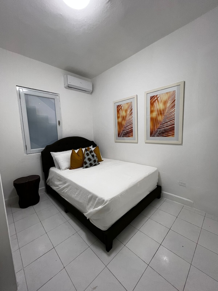 Janer House view 5