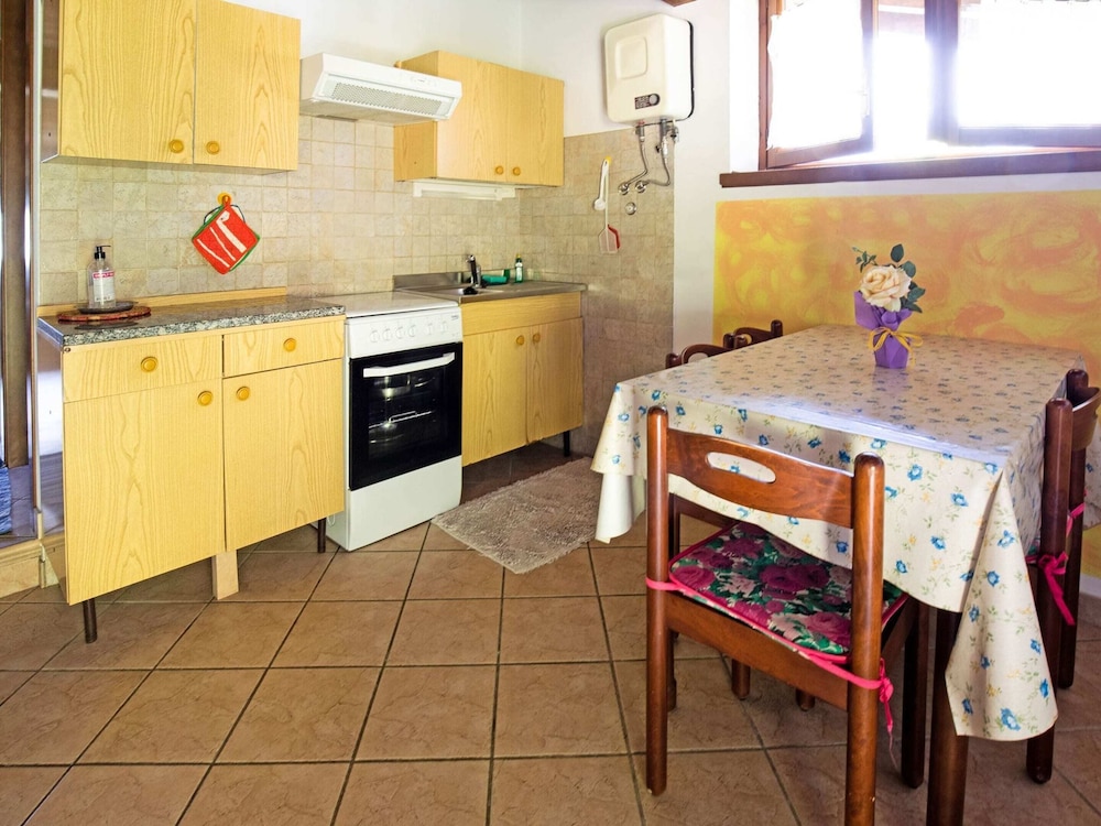 Cottage in Parole Near Forest and Lake view 5