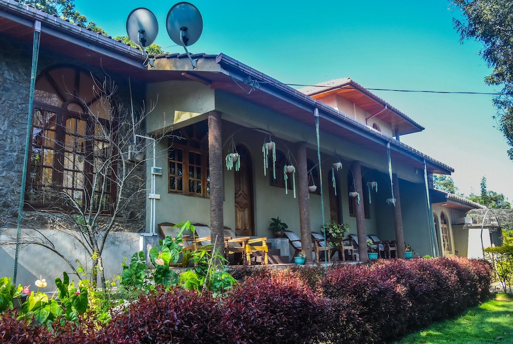 MF Estate Holiday Bungalow