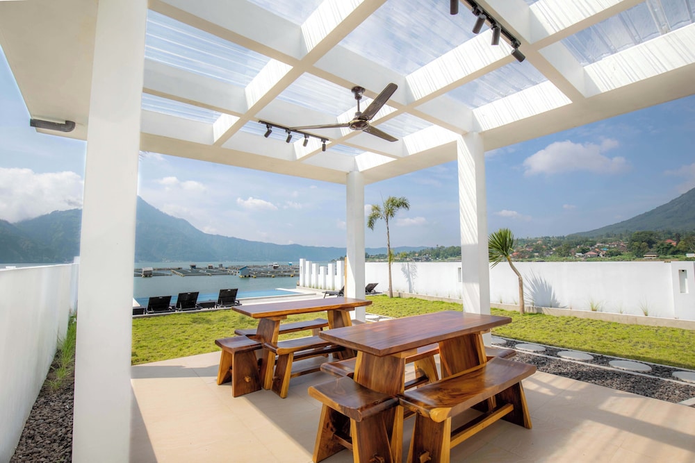 Intan Lake View Kintamani