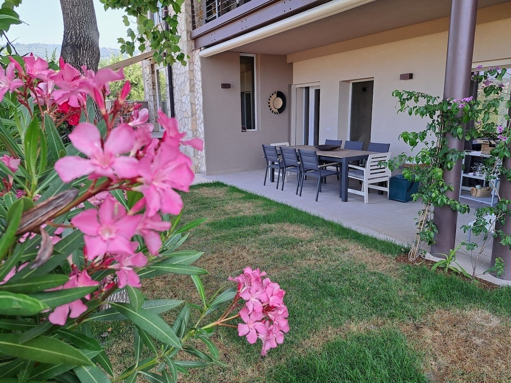 Villa dell'Olivo Bianco
