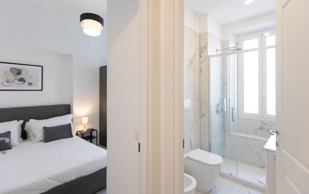 Constance Terrace Apartment