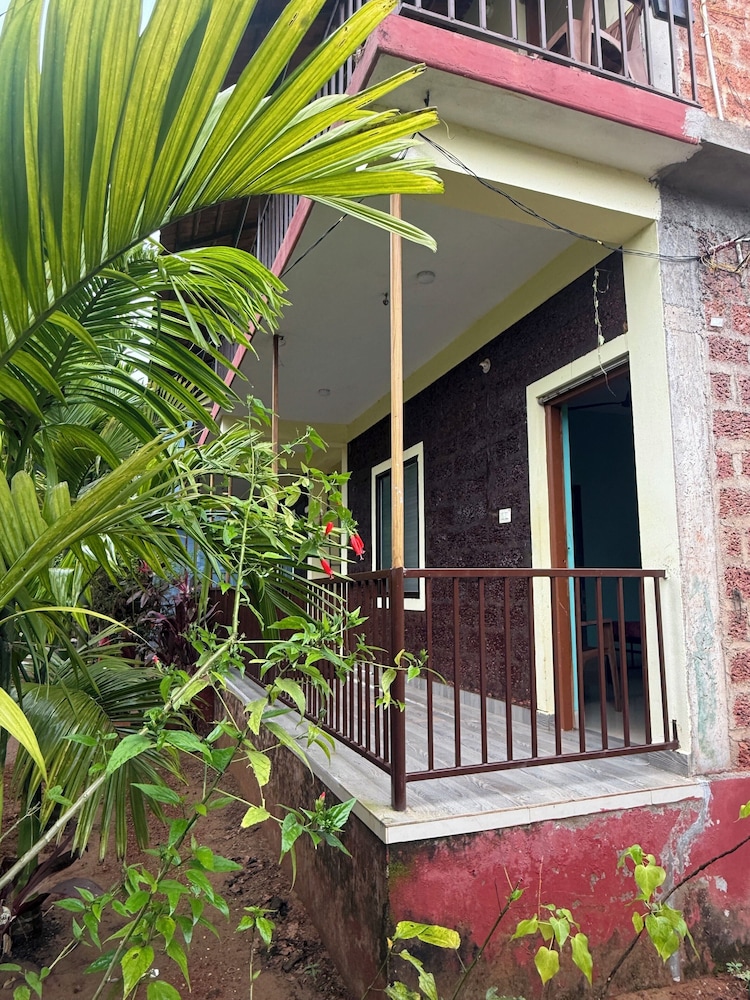 Omisha Beach Stay