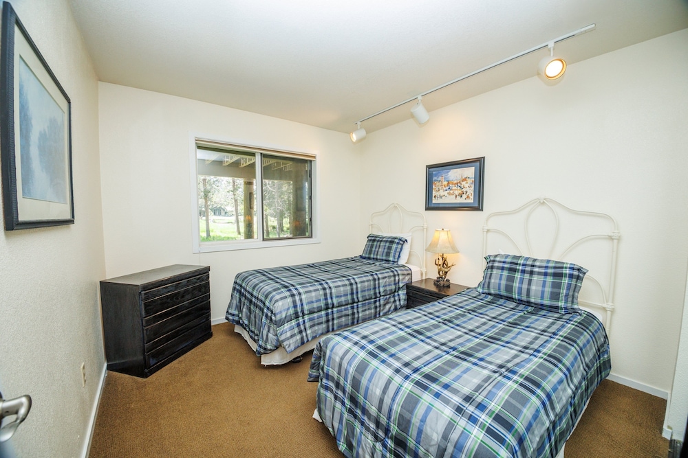 Tan Oak 15 4 Bedroom Home