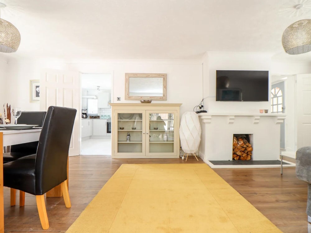 Alverton Cottage Gardens Penzance Parking Sleeps 6 view 5