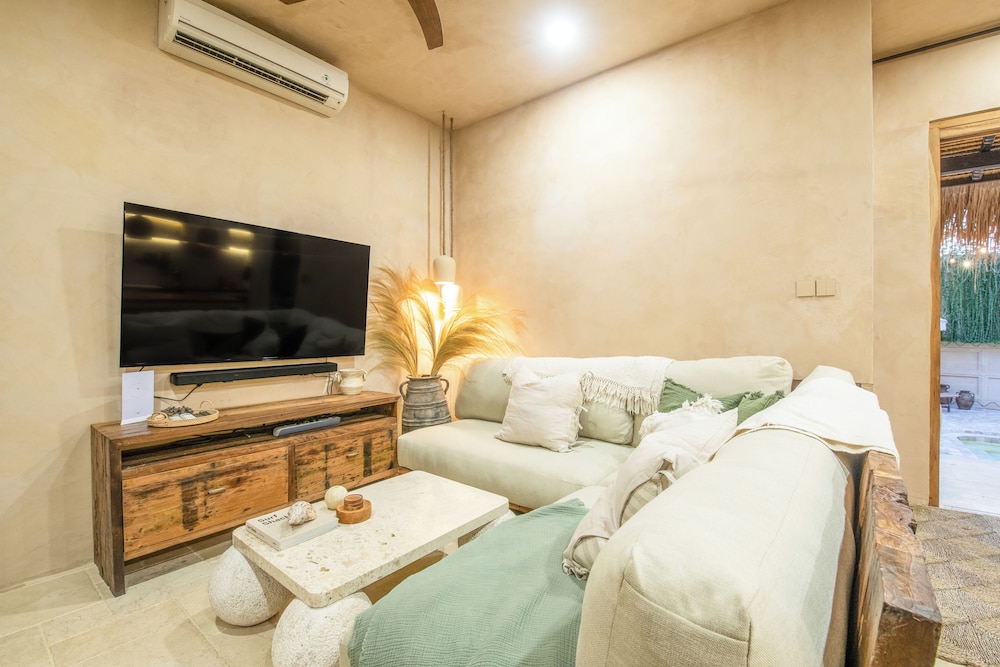 Serene 3BR Villa With Stylish Interiors, 2 Mins to