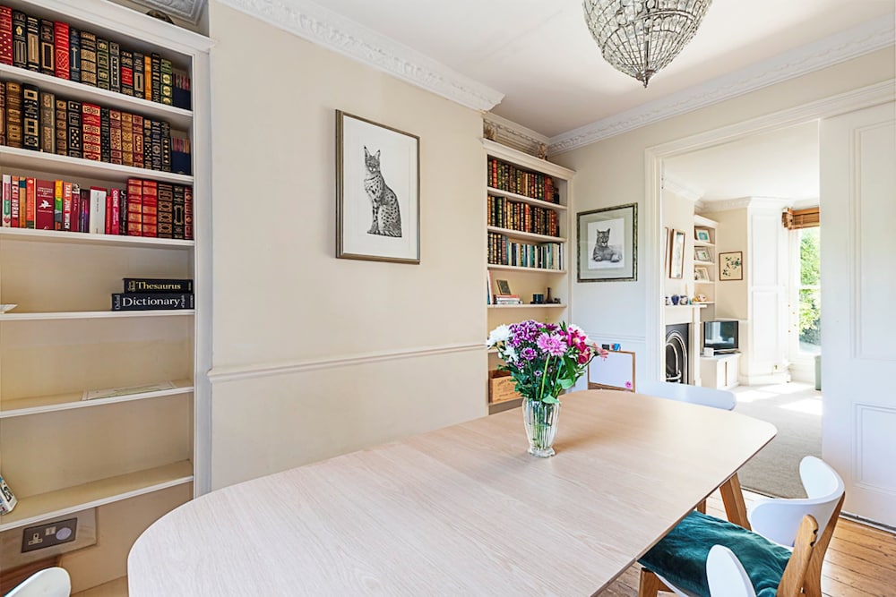 Charming London Retreat