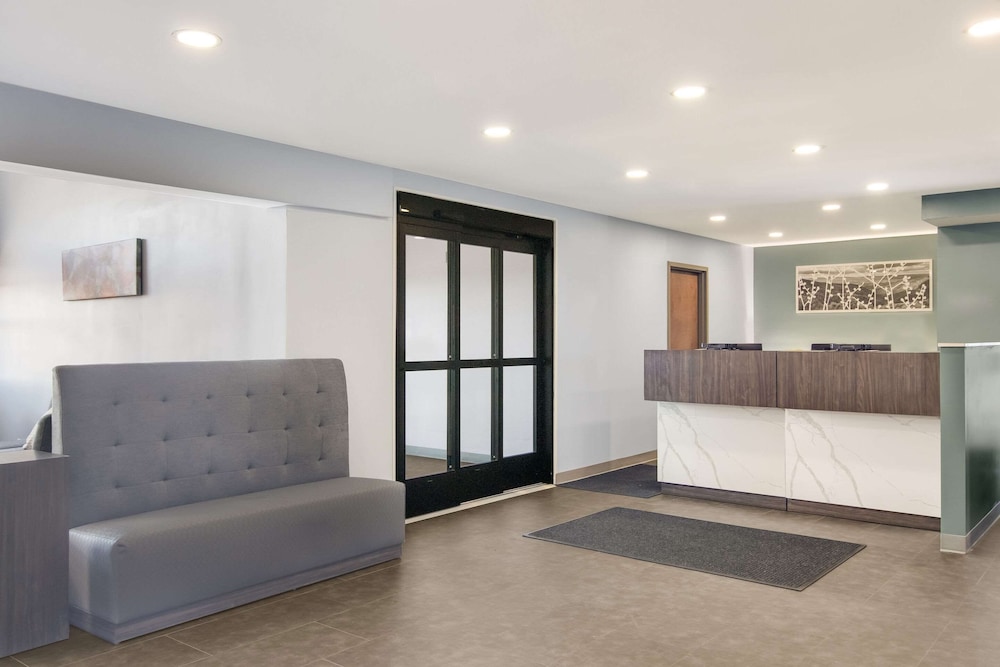 MainStay Suites Clarion, PA near I-80 view 5