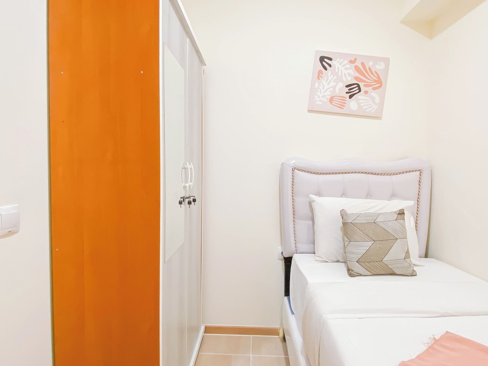 Modern Touch 2Br Apartment At Meikarta