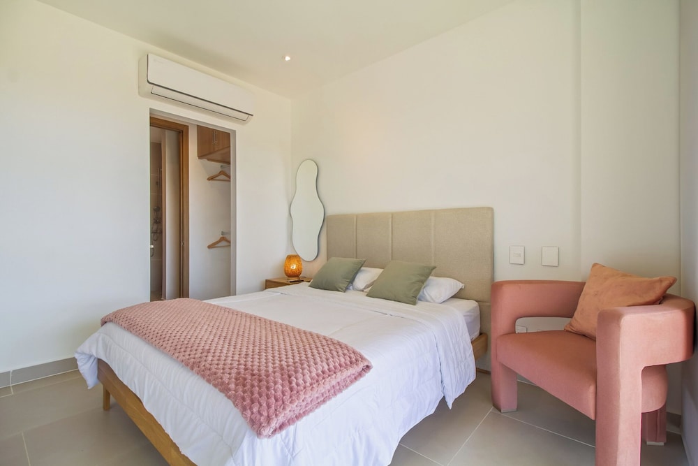 Baia Kristal Cartagena By HostPro