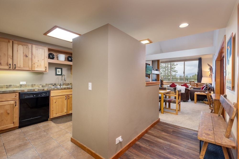 The Pines - Keystone Ski Resort CO Vacation Lodging