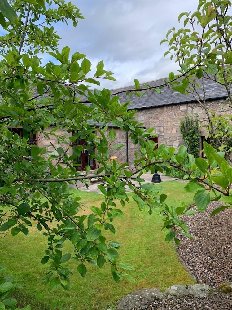 Crawfield Grange