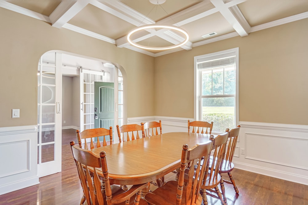 18 Mi to Pinehurst: Quiet + Spacious Family Home!