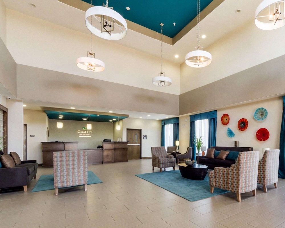Garner Hotel Victoria - East by IHG
