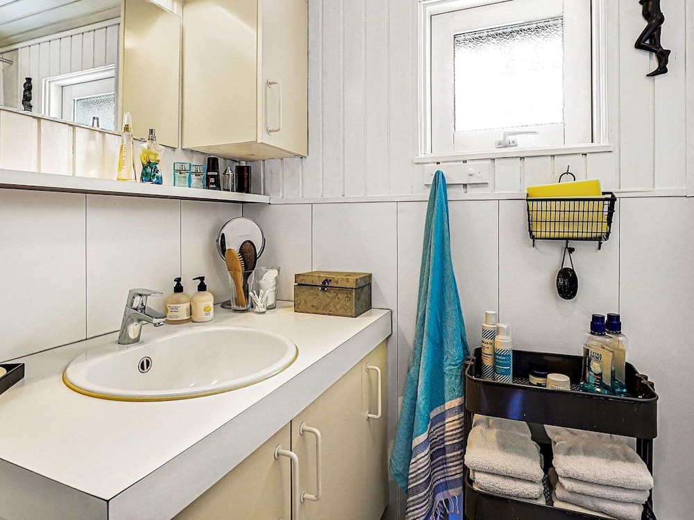6 Person Holiday Home in Hals