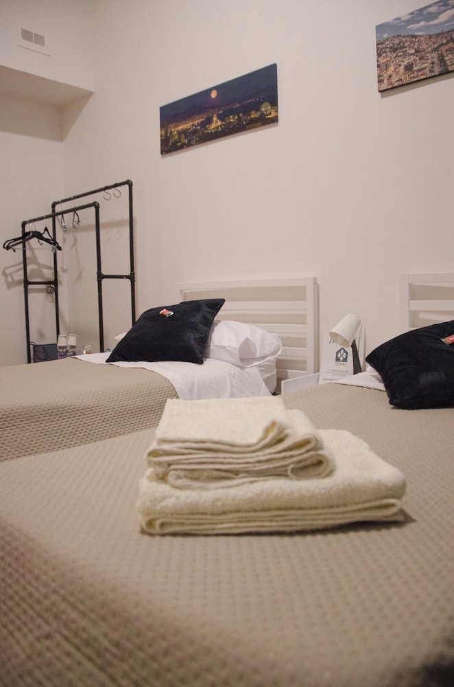 Il Cantico Home