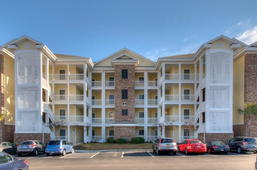 Magnolia Pointe Luster Leaf 4891-205 3 Bedroom Condo