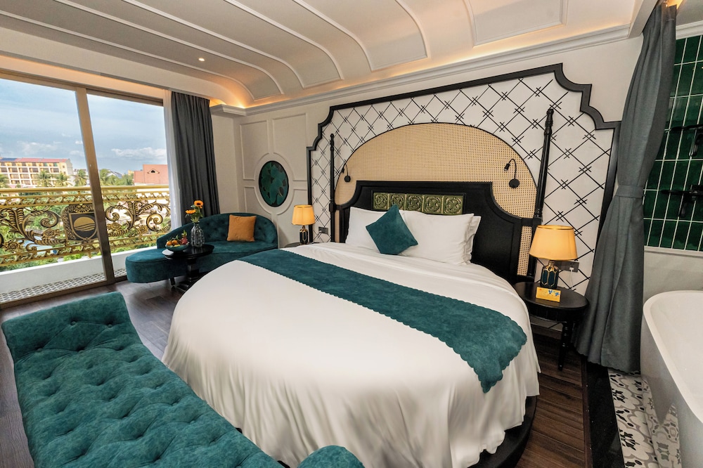 Grand Sunrise Palace Hoi An- A Luxury Indochine Hotel & Spa 56