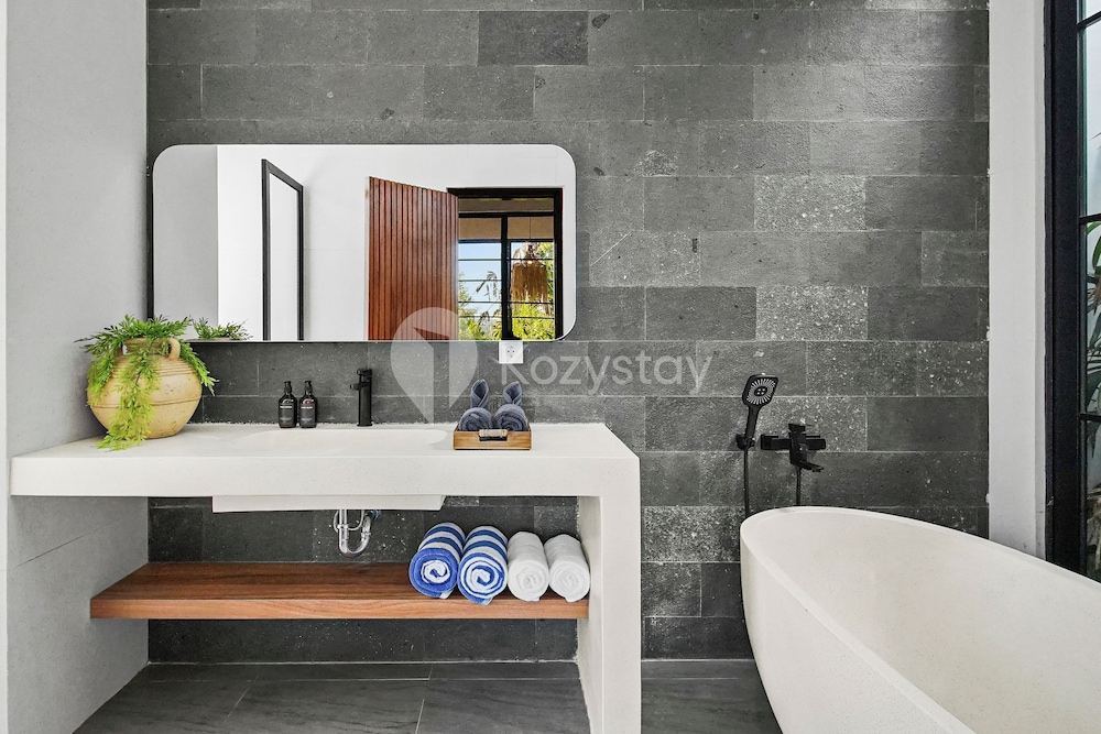 Verde Villa by Kozystay - Umalas