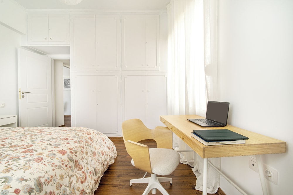 Superb flat in historic centre of Athens