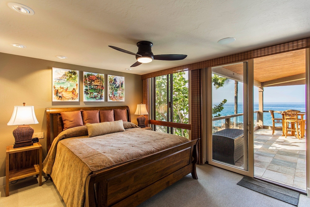Exquisite Oceanfront Beautifully Upgraded Corner Unit - Vrkcv