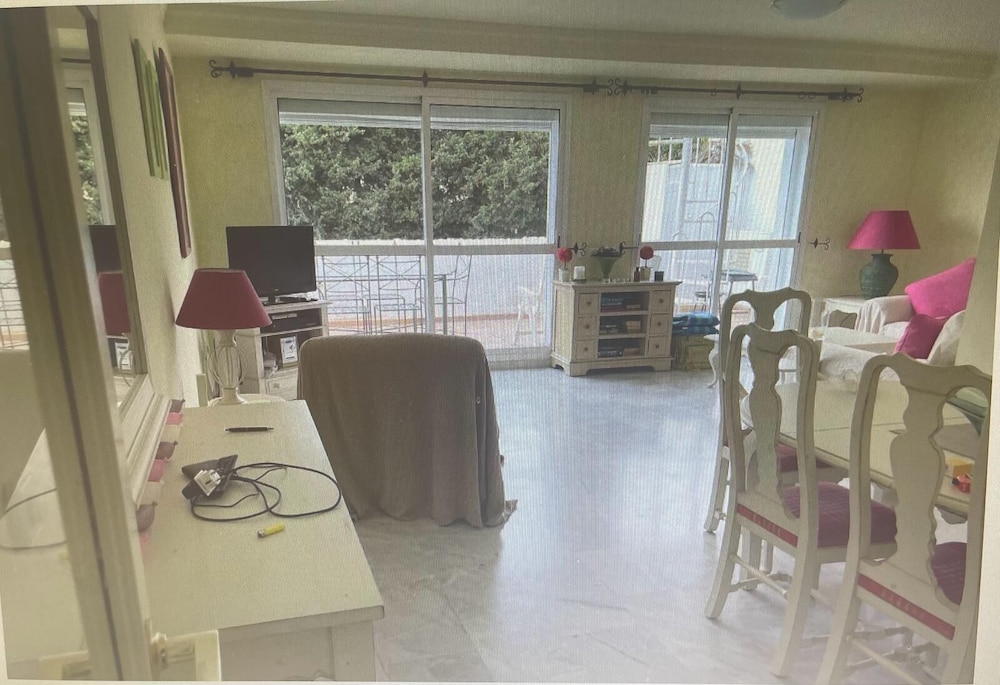 Beautiful 4 Bedroom Duplex Apartment