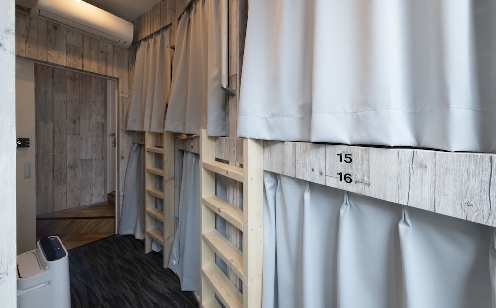bnb+ Kanda - Hostel