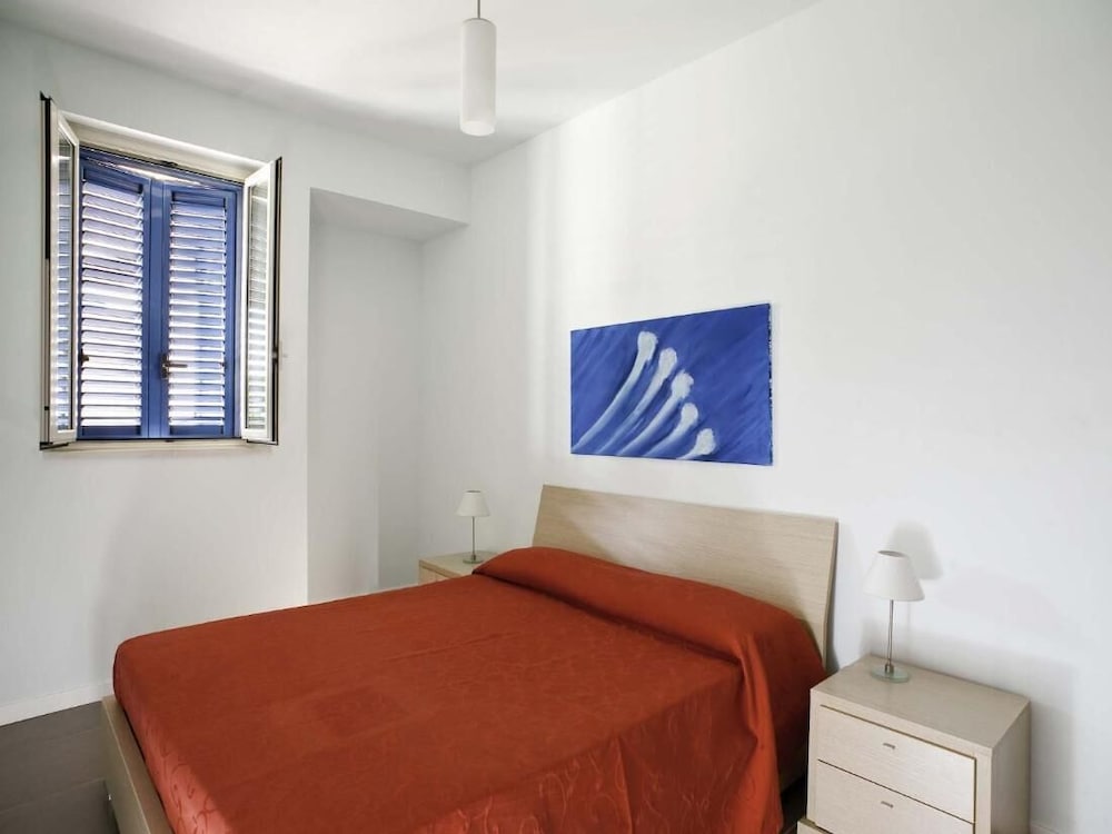 Dolce Mare 1 - Ground Floor With Garden photo 5