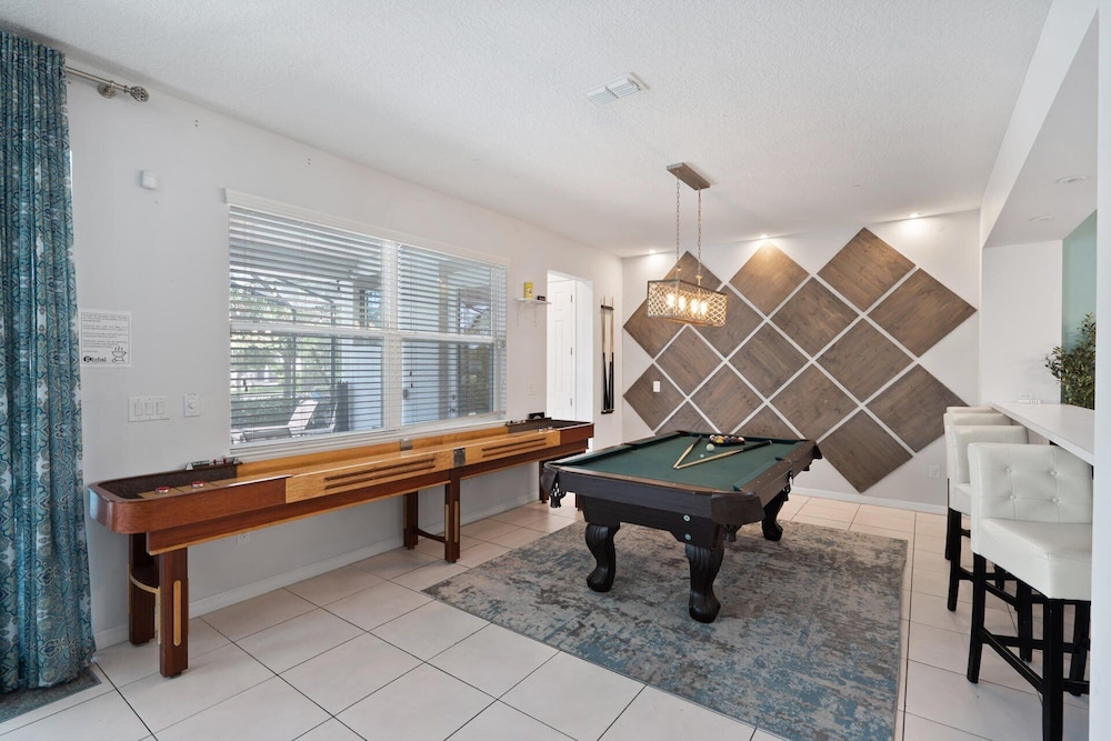 9001 Sunshine Ridge Loop