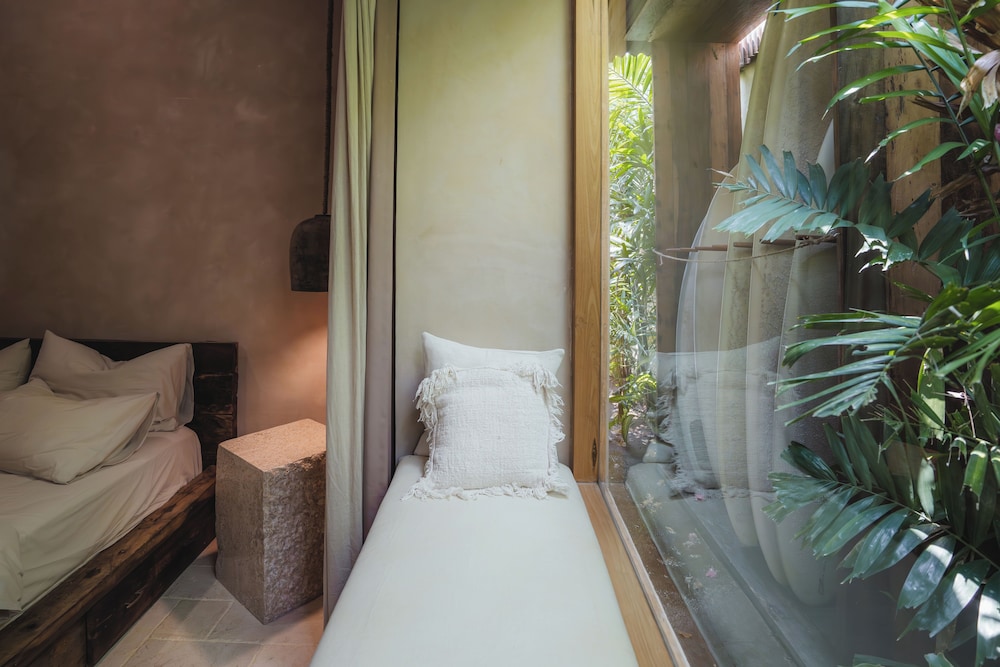Serene 3BR Villa With Stylish Interiors, 2 Mins to