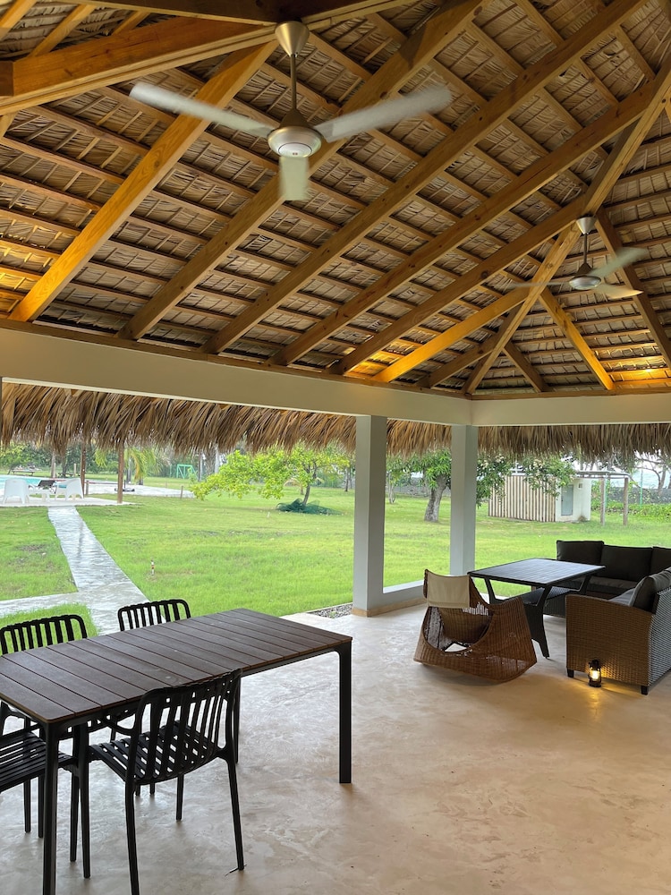 Nizao Beach Lodge