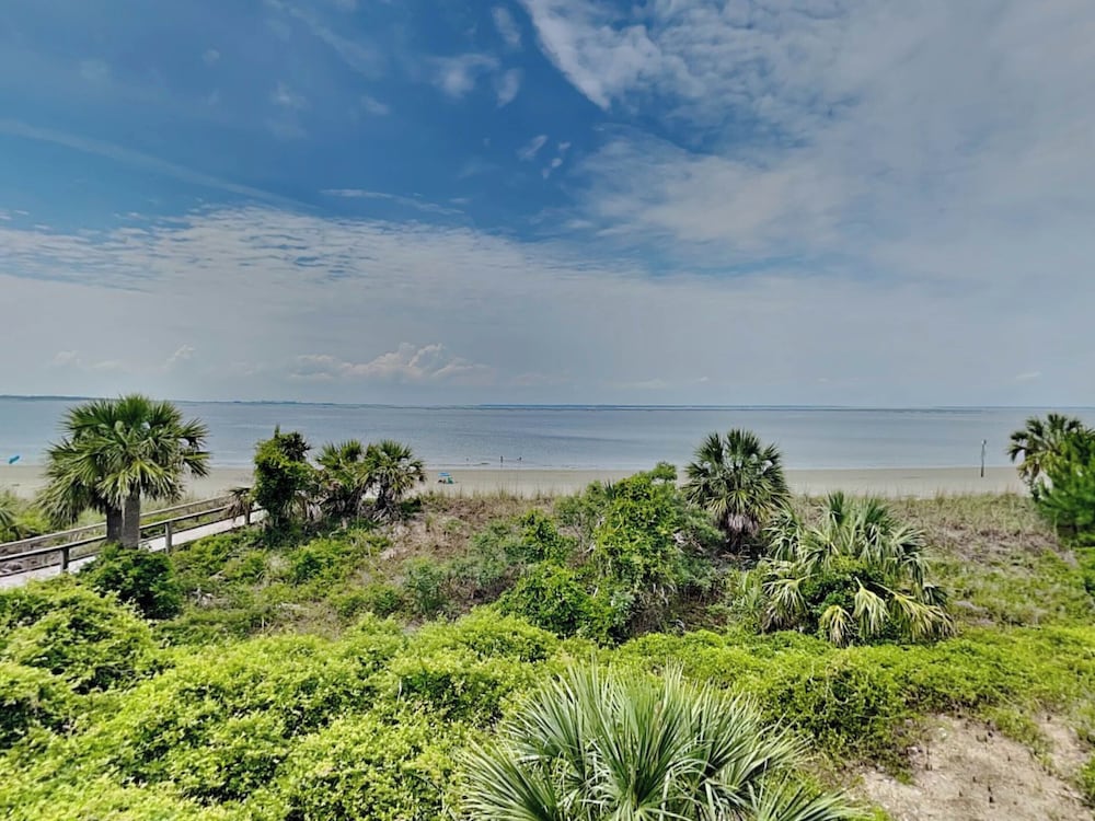 Beach Racquet A218 - Tybee Palms by Tybee Vacation Rentals