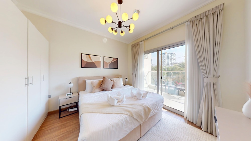 JVC - Villa 3 in Dubai