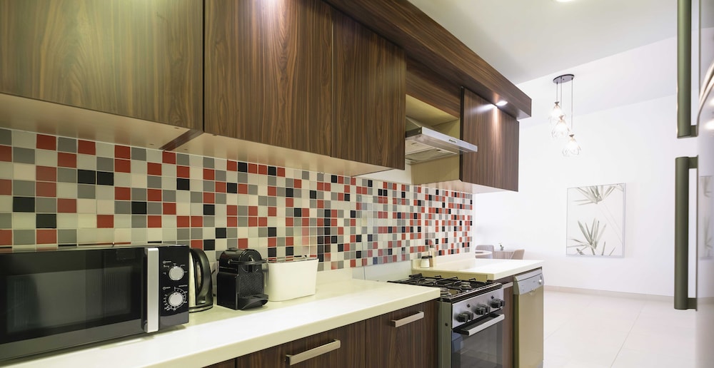 LUX Holiday Home - Azure Residence 2