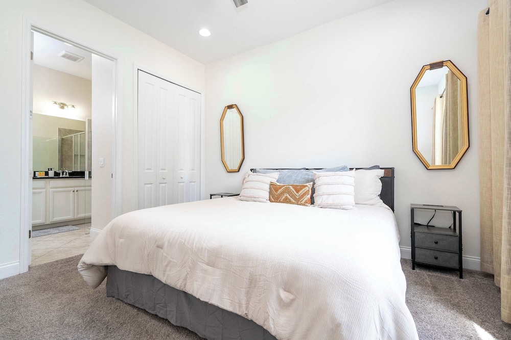 Charming 3Bd W/ Private Pool Festival Resort 220